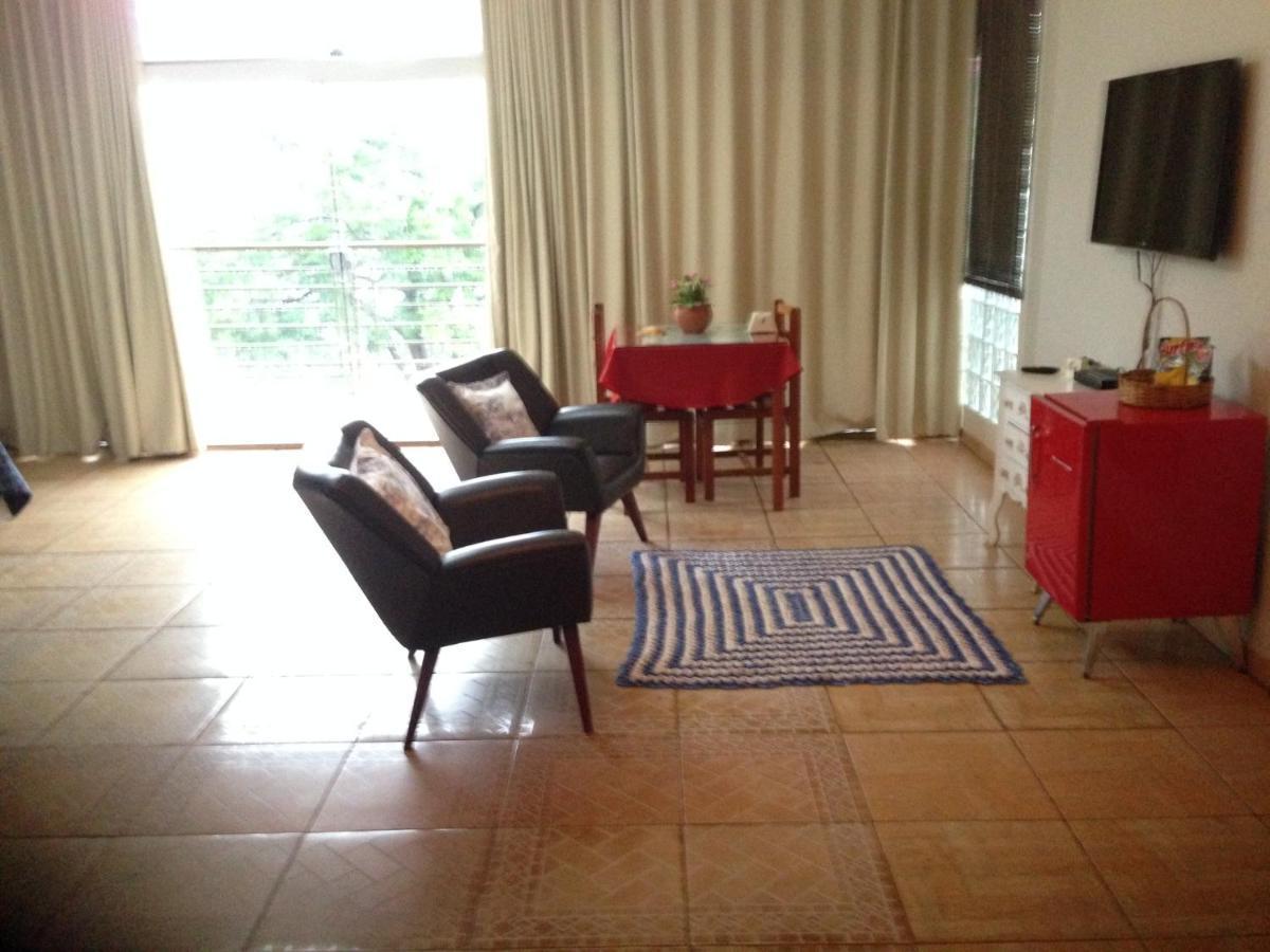 Pousada Beira Rio Итумбиара Екстериор снимка